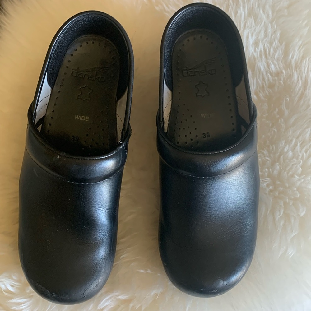 Dansko Clogs Black 39 Wide